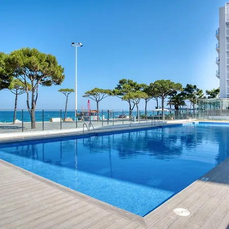 דירה Penthouse On The First Line