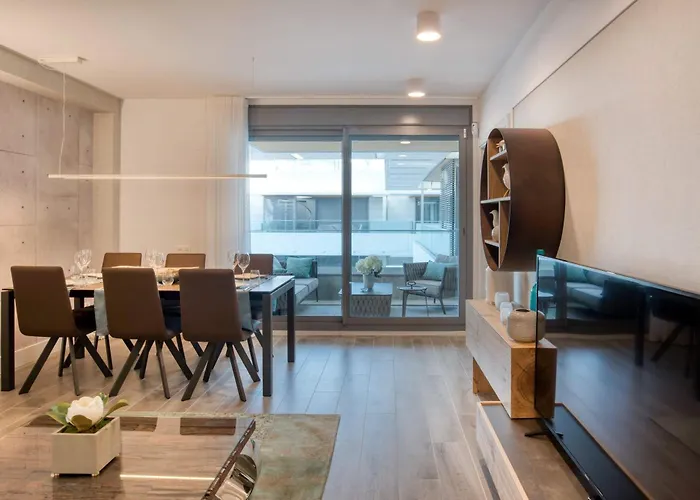 Penthouse On The First Line Apartman *
