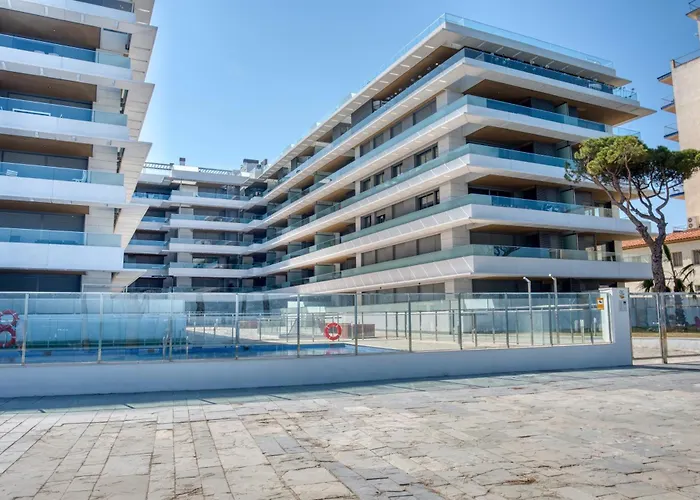 Penthouse On The First Line Apartman *